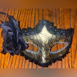 Gold and black masquerade laced mask